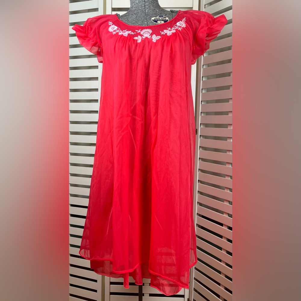 Vintage Red Puffed Ruffled Sleeve Nightgown Embroidered Double Layer AS IS